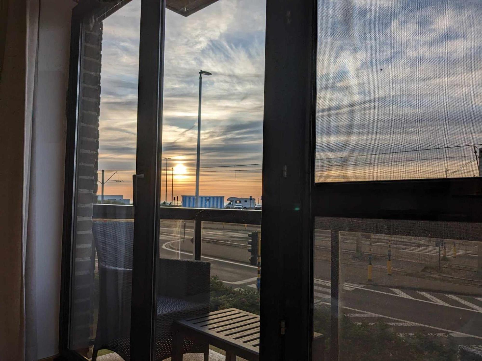 Vista Linda, Leuk Appartement Vlak Bij Zeedijk En Strand Oostende Dış mekan fotoğraf