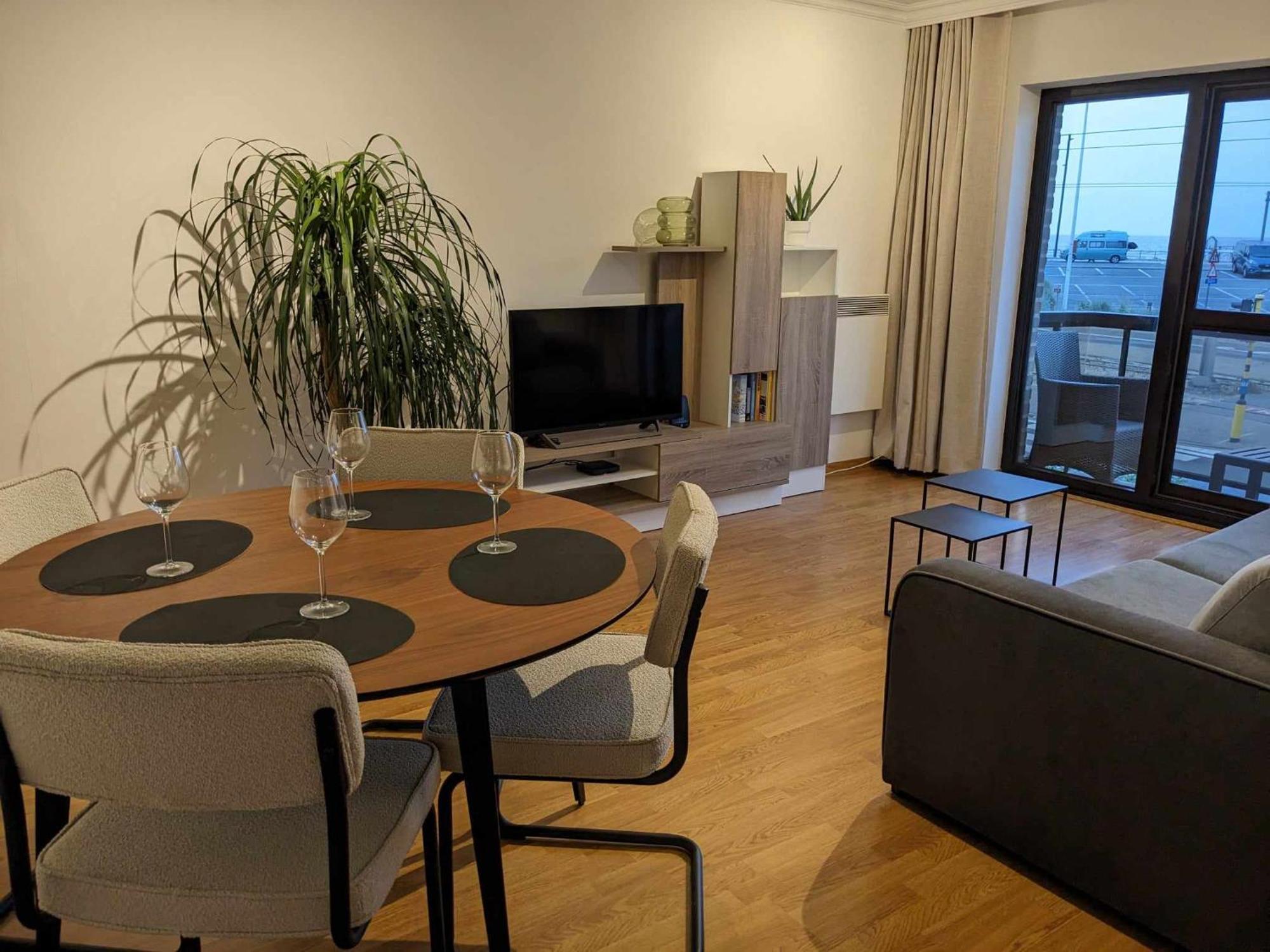 Vista Linda, Leuk Appartement Vlak Bij Zeedijk En Strand Oostende Dış mekan fotoğraf